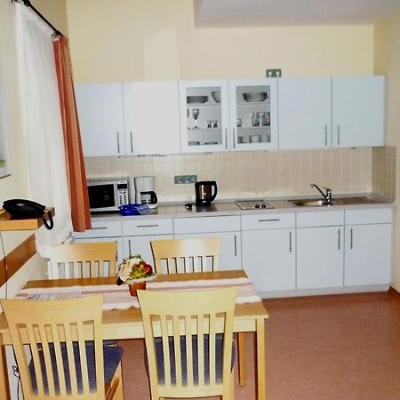Pension Im Malerwinkel คาลมุนซ์ ภายนอก รูปภาพ