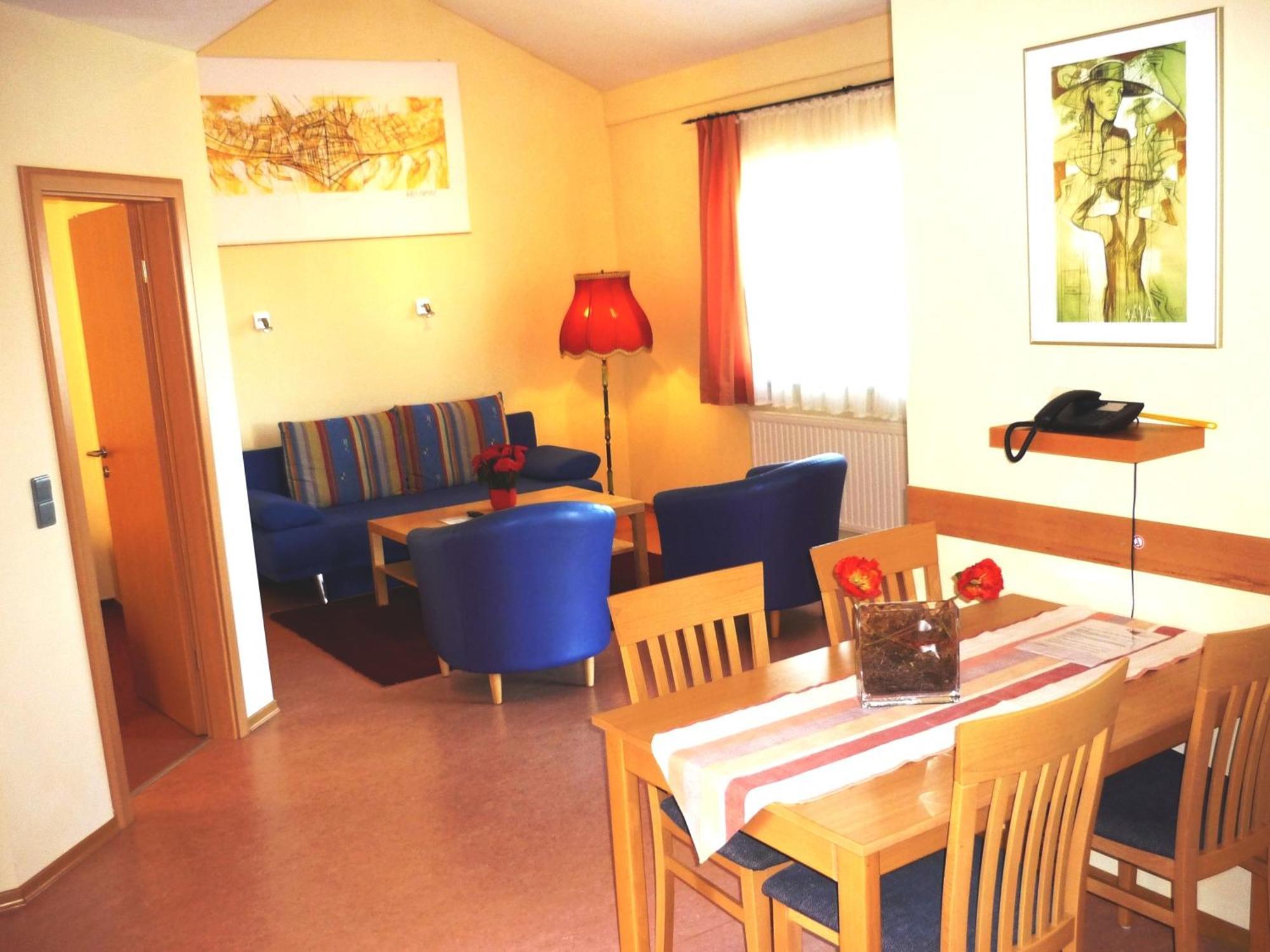 Pension Im Malerwinkel คาลมุนซ์ ภายนอก รูปภาพ